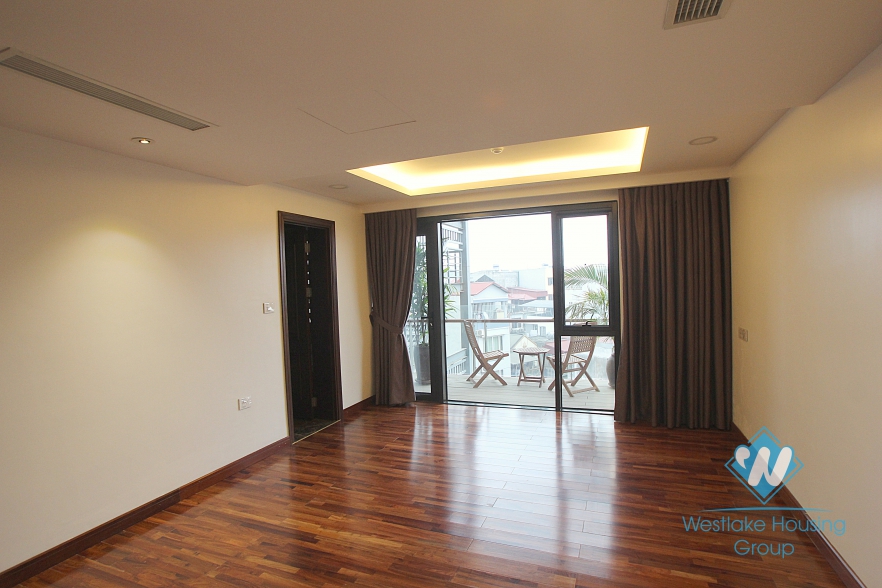 Luxury and Modern apartment  for rent in Xuan Dieu st, Tay Ho, Ha Noi